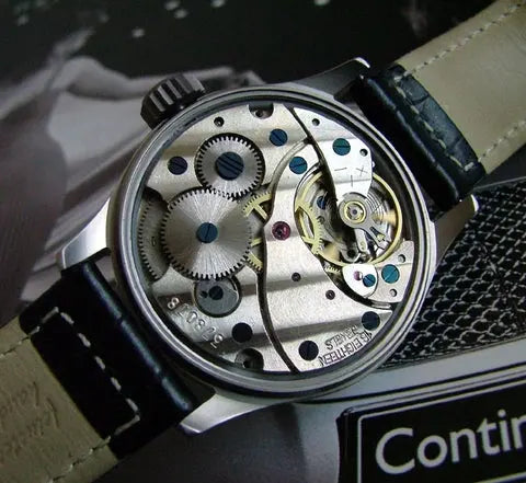 What’s the Difference Between Quartz and Mechanical Watches?